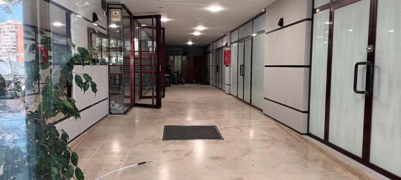 Apto Sm Montecarlo P19 Edif.Gemelos 15 Benidorm Playa Levante Екстериор снимка